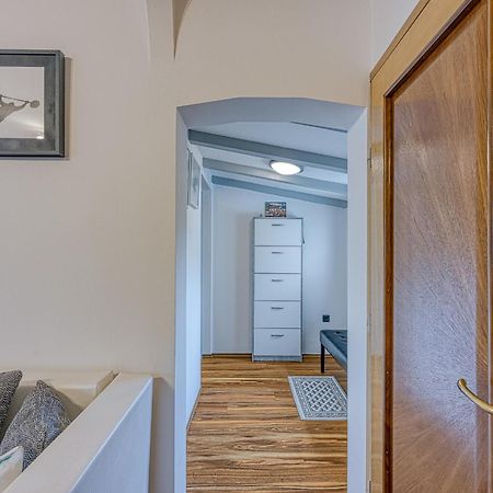 Apartments Suki Rovinj Luaran gambar