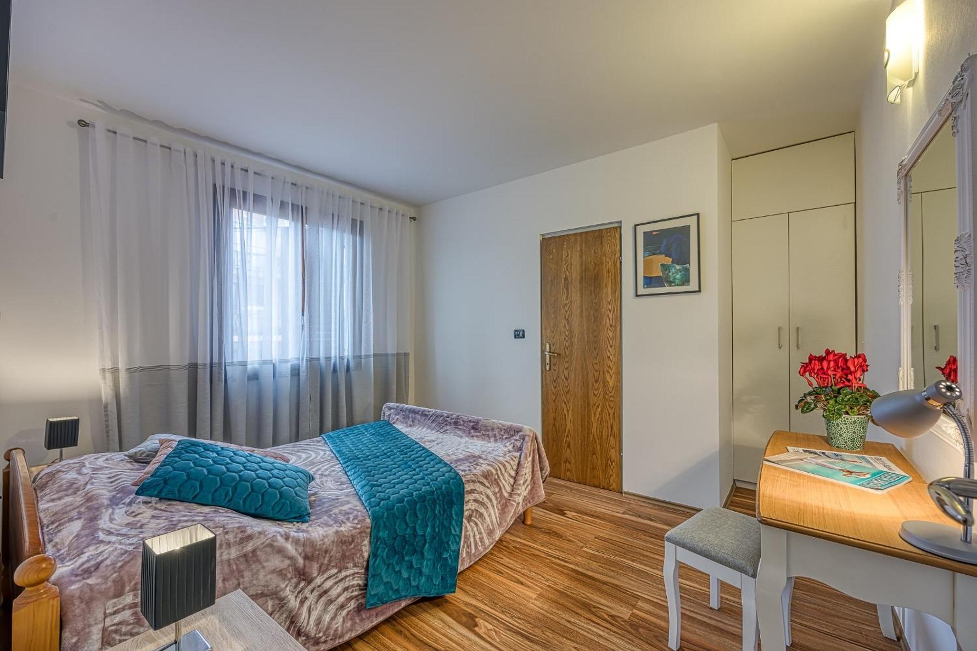 Apartments Suki Rovinj Luaran gambar